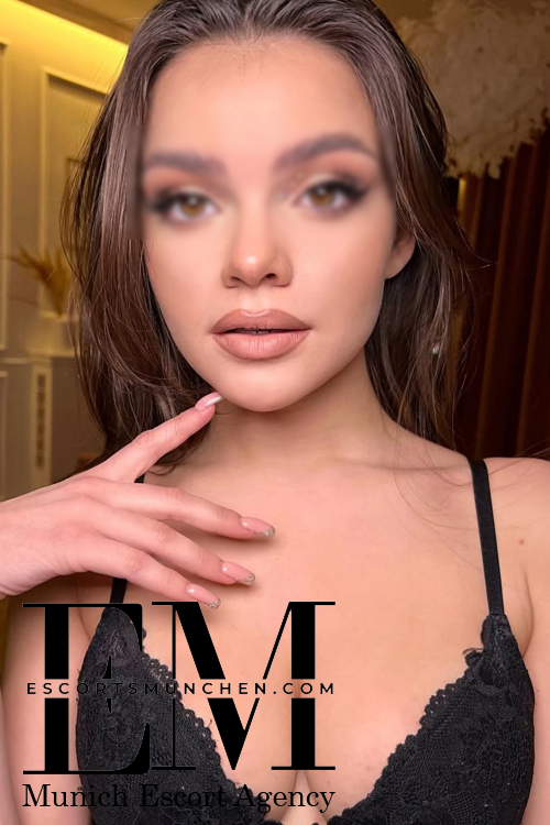 French Escort Girl in Munich