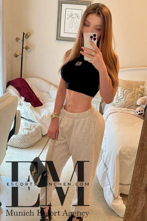 BDSM Escort Girl in Berlin