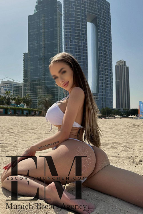 Big Boobs Escort Girl in Munich