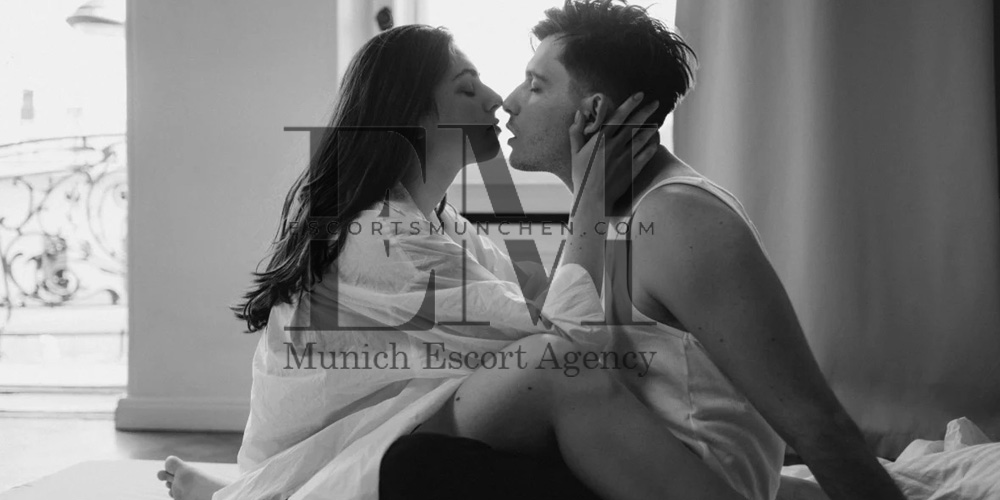 French Kissing Sex Girl in Munich